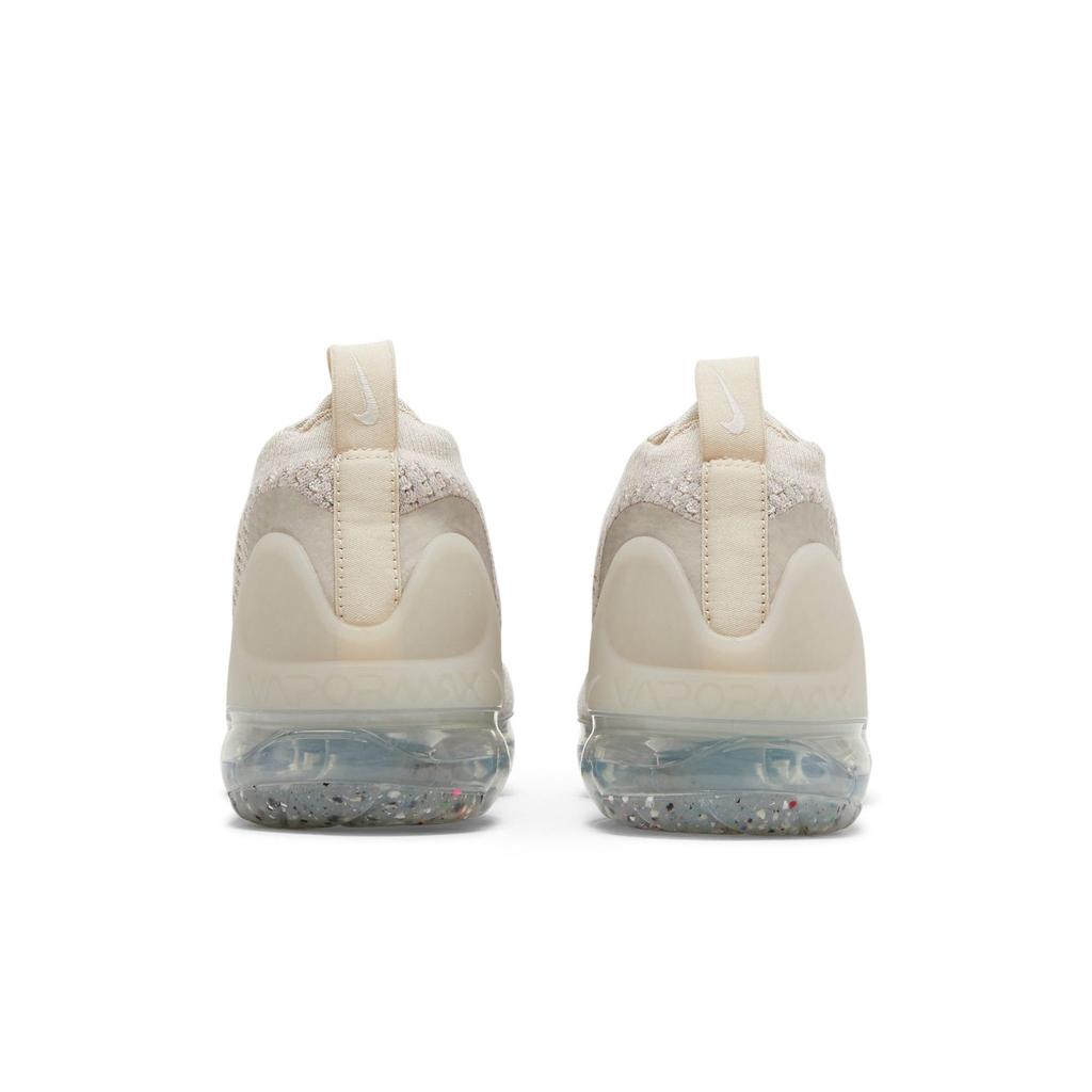 Nike Womens Air VaporMax 2021 Flyknit 'Oatmeal' (women's sizes) Oatmeal / Phantom / Metallic Silver / White Running Shoes DC9454 101
