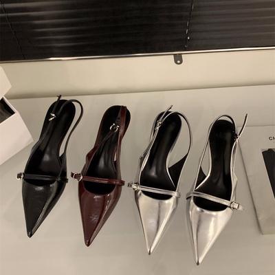 Красные туфли на высоком каблуке, сумка, босоножки, туфельки феи, весна, черный, темперамент, светская львица, острый носок, одинарные туфли