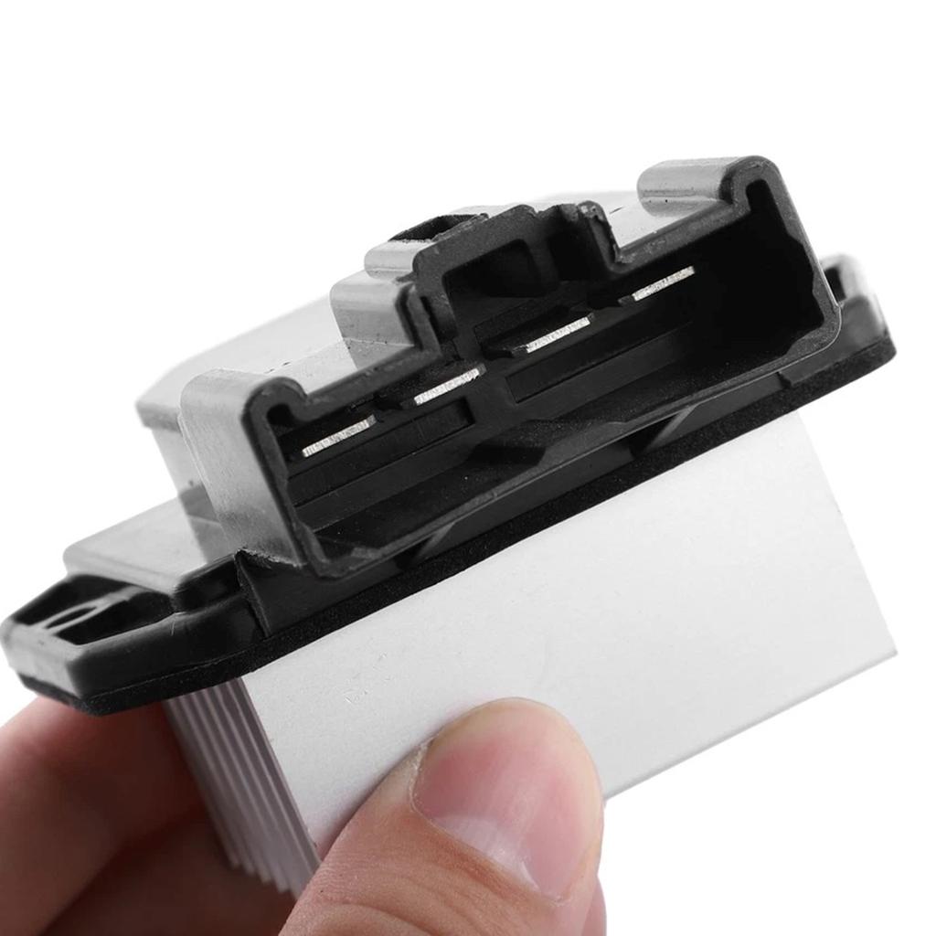 Front Heater Blower Motor Resistor 68018105AA For Dodge Ram 1500 2500 3500 2006-2019