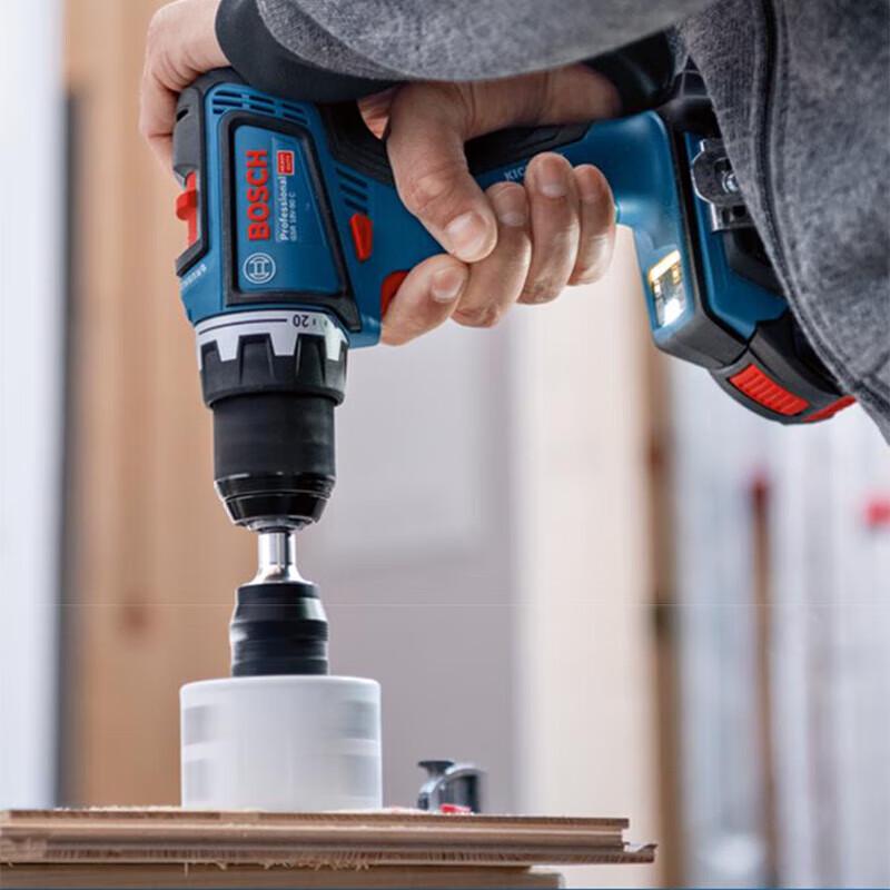 Bosch 18V Brushless Cordless Drill/Driver CN plug (adapter included)