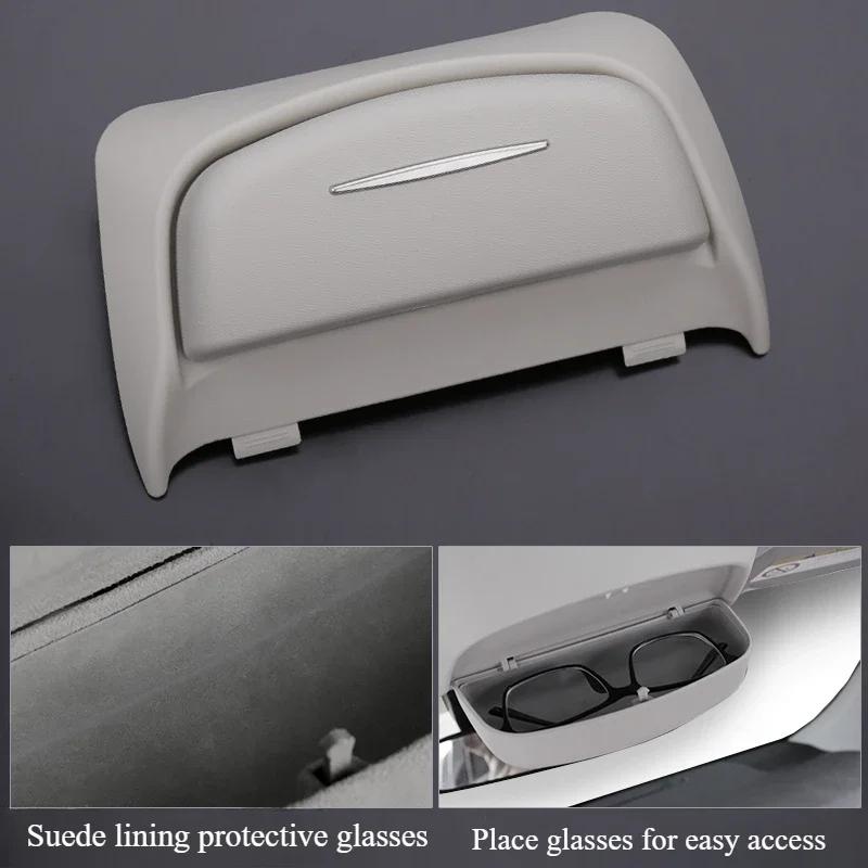 For Toyota Corolla/Corolla Cross/Harrier/Frontlander/Levin Car Glasses Case Sunglasses Storage Clip Interior Auto Accessories