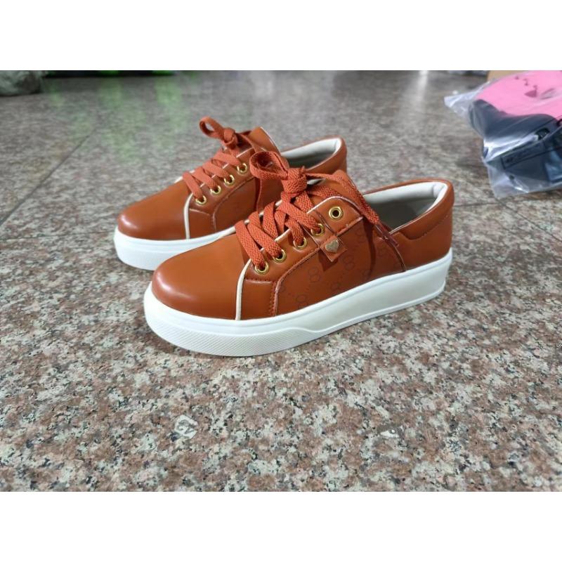 Модные повседневные спортивные туфли большого размера с плоской подошвой, удобные