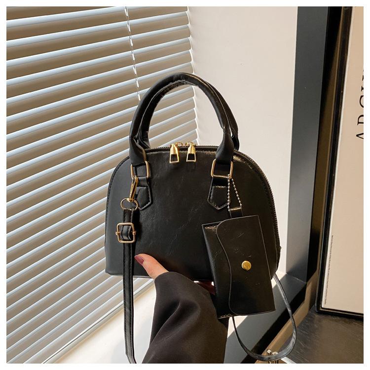 Модная ретро универсальная сумка-ракушка 2025 новые сумки летний тренд универсальная сумка через плечо простая сумка-мессенджер женская сумка сумка