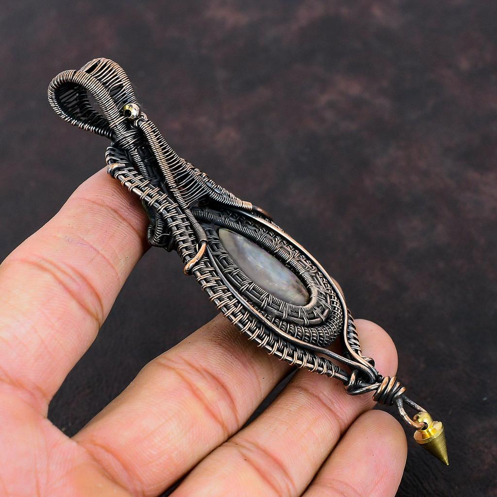 Черный перламутровый кулон, медная проволочная обертка, драгоценный камень, медные украшения, совершенно новый кулон, подарок для мамы, ювелирные изделия ручной работы из проволоки