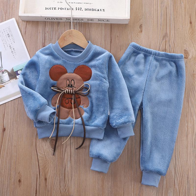 Children's Autumn and Winter Pajamas with Cartoon Bear Flannel Set of Home Clothes