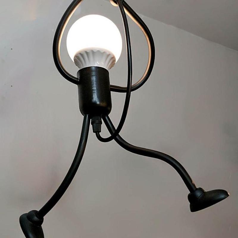 Современная очаровательная подвесная люстра, креативная лампа с железными людьми, элегантная вешалка