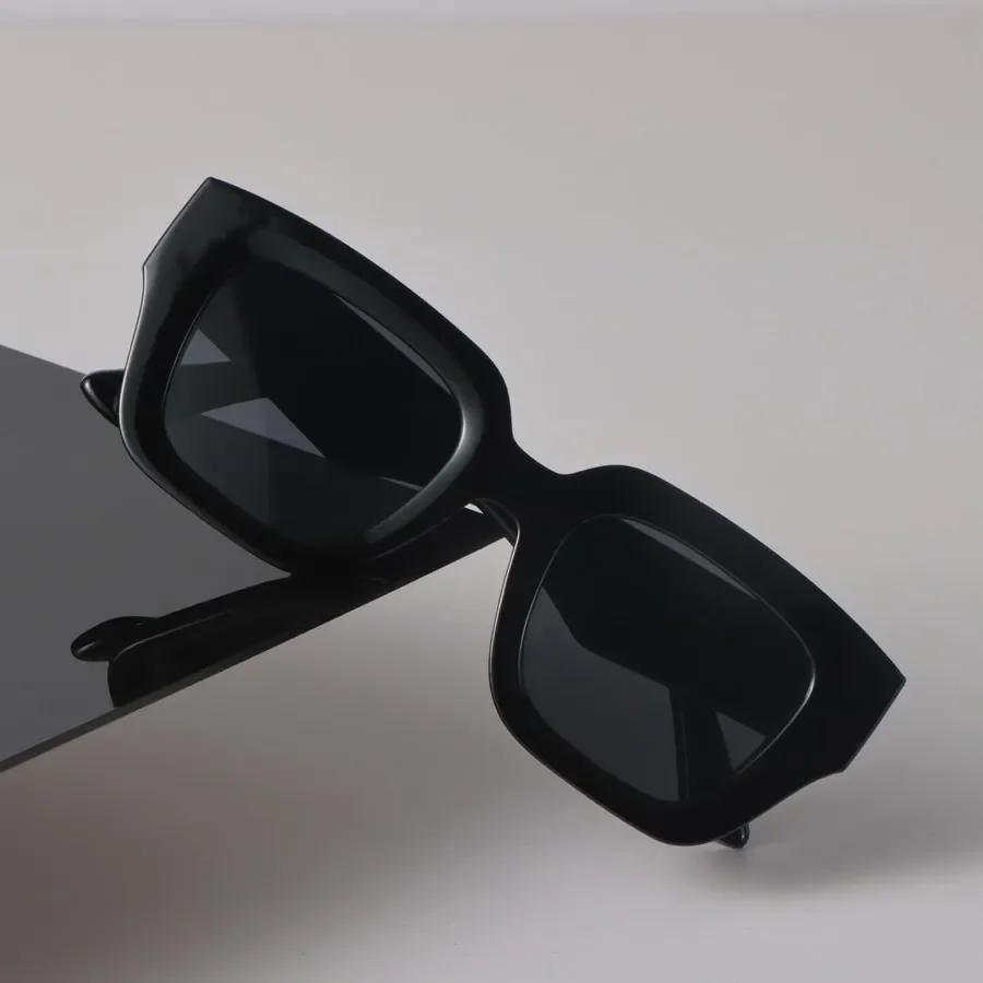 Fashion Sunglasses Women Men Square Mirror Lens Brand Designer Black Sun Glasses Trendy Eyewear Unisex Sexy Vintage