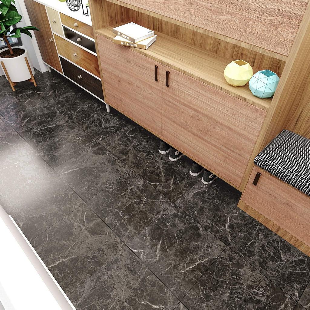 VEELIKE Marble Style Напольная плитка Лист для ремонта пола Черный 30 см x 30 см Упаковка из 12 напольных плиток Просто поместите его Ремонтный коврик для ремонта пола