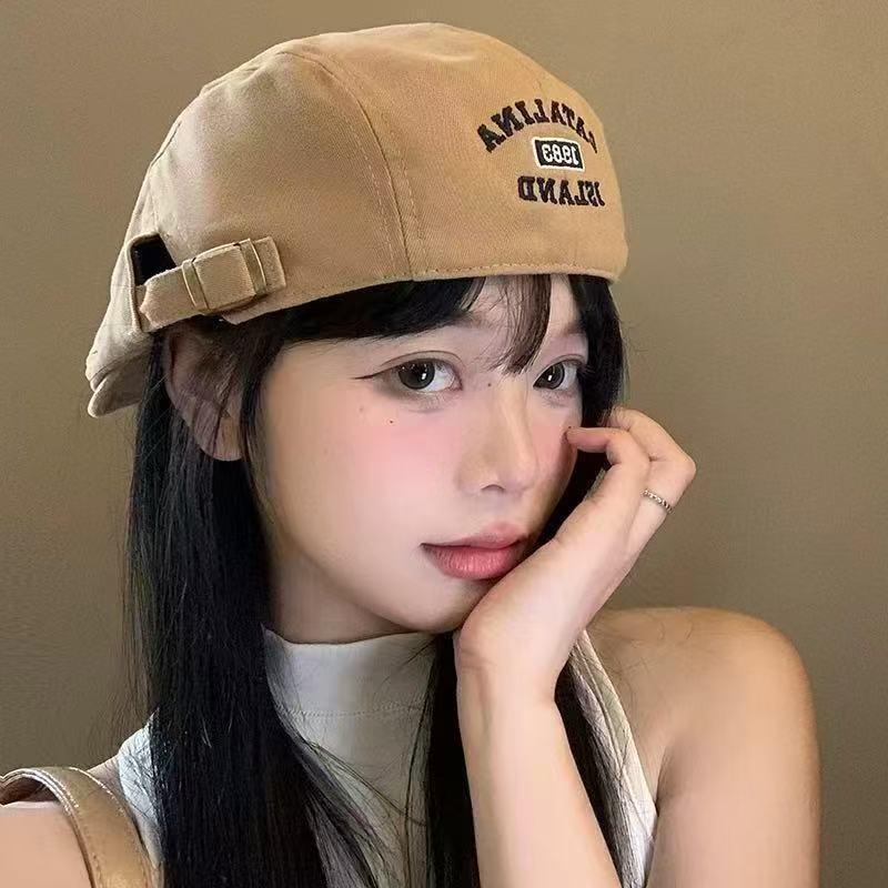 Трендовый ретро вышитый берет: Универсальная кепка газетчика с козырьком