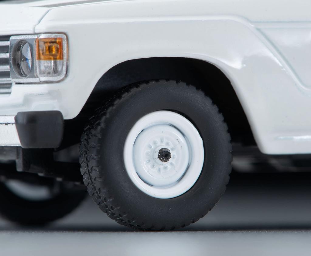 Tomica Limited Vintage Neo 164 LV-N279a Toyota Land Cruiser 60G Package White Finished Product 320326