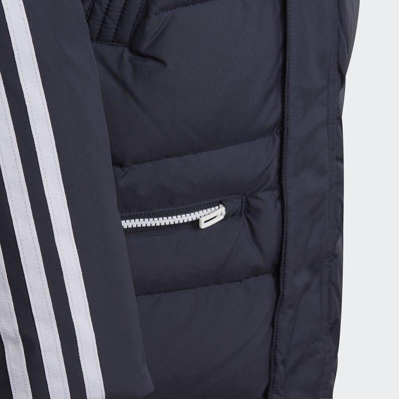 adidas Детские пуховики с капюшоном Средние GG3651