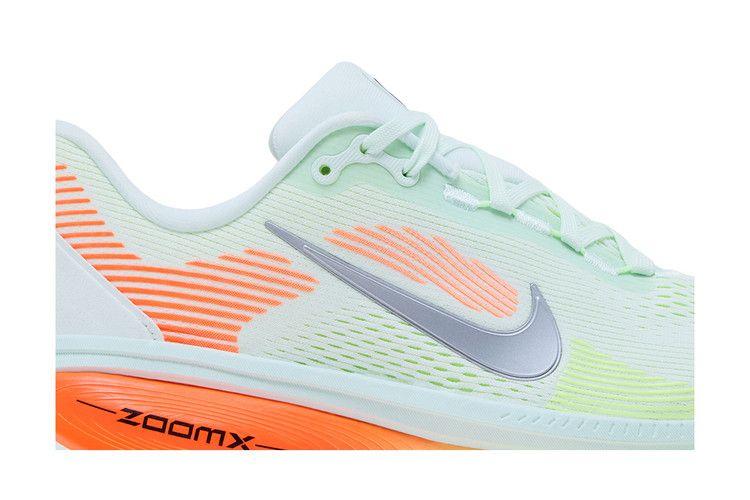 Nike Vomero 18 Едва Зеленый Гипер Малиновый