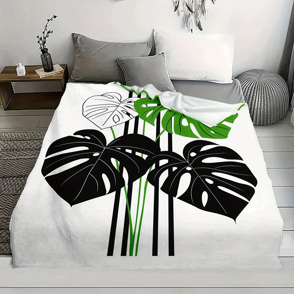 A Fleece Blanket with a Leaf Print, a Gift for African Girls, Granddaughters, And Daughters, Suitable for Holidays, Versatile