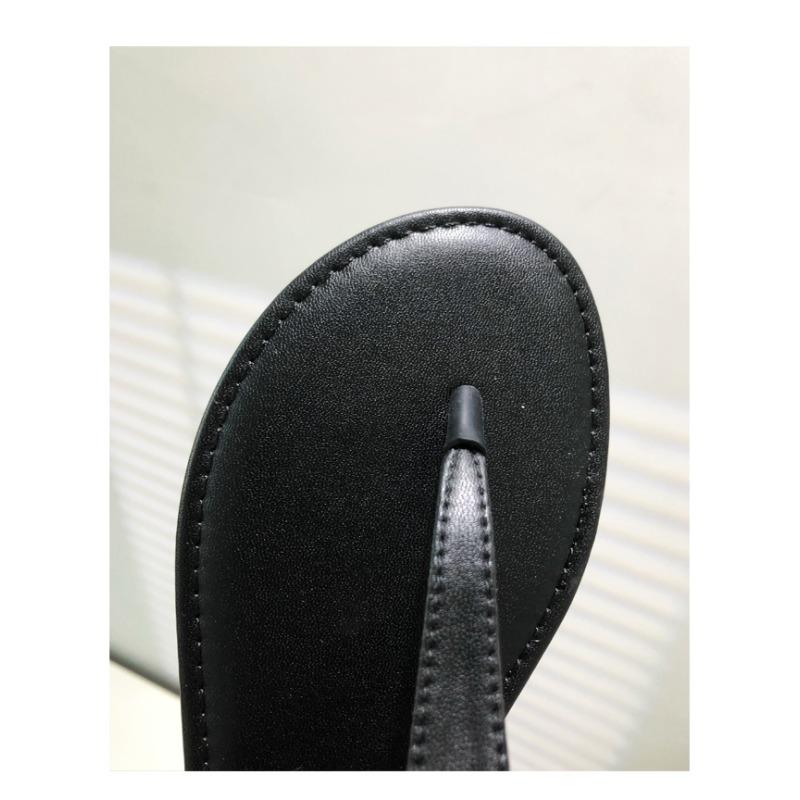 Модные женские роскошные сандалии с Т-образным ремешком 2025 лето новая дизайнерская марка ПУ кожа плоская обувь металлическая отделка шлепанцы Zapatos De Mujer