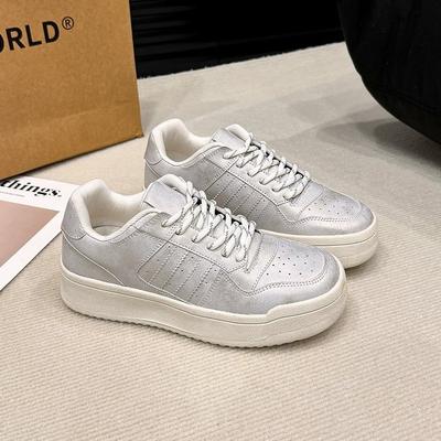 Европейская станция Немецкие тренировочные туфли Женские 2025 Универсальные Осенне-зимние Новые студенческие Мягкая подошва Простые Флисовые Повседневные Спортивные Маленькие белые туфли