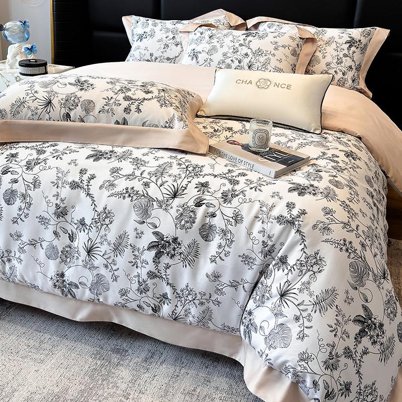 Light luxury wedding big red hollow cotton four-piece set high-count long-staple cotton wedding room happy quilt wedding bedding