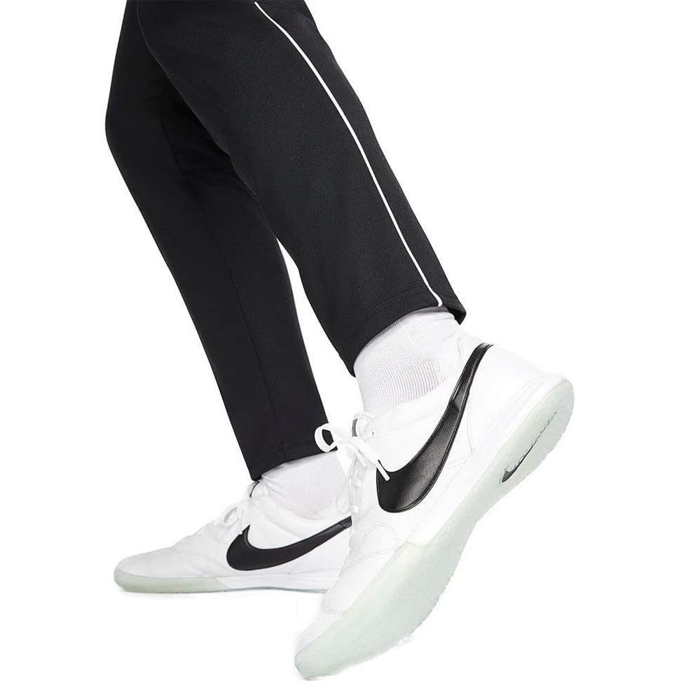 Nike Повседневные спортивные комплекты Мужские Черный С воротником-стойкой Умеренный CW6131-010