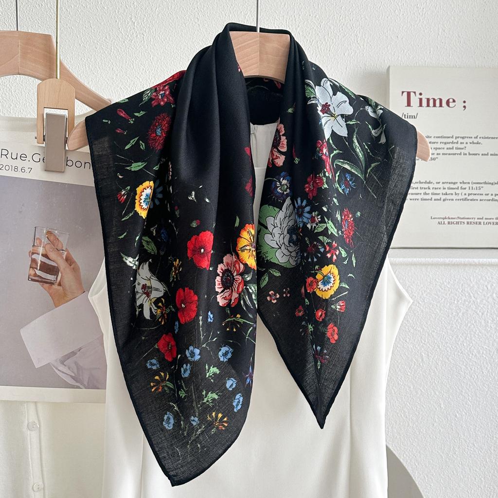 White gauze literary neck square scarf pastoral thin 71 scarf floral small scarf silk scarf women's Korean version versatile