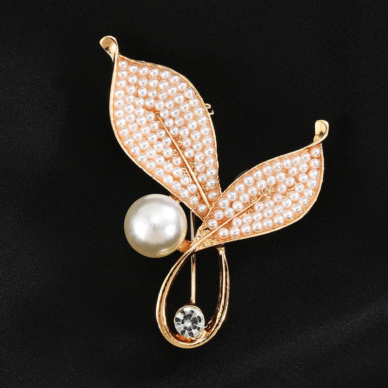Brooch High-End Sense Niche Light Luxury Suit Bow Rhinestone Corsage High-End Alloy Creative Clothing Accessories