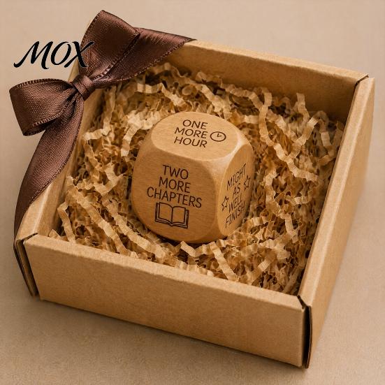 Book Club Reading Incentive Wooden Decision Dice, 6-Sided Wood Engraved Quotes Prompt, Natural Motivation Gadget Charm, Fun Companion Lover Habit Dice