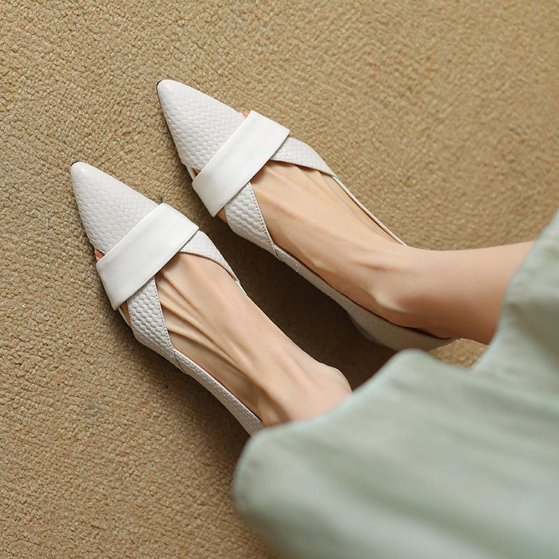 Модные Новые Весенне-Летние Женские Туфли-Лодочки с Острым Носком и Массивным Каблуком, Обувь из Натуральной Кожи для Женщин, Элегантные Бежевые Ажурные Женские Туфли