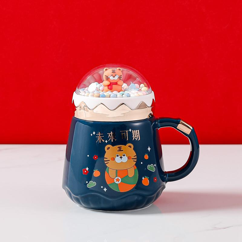 Кружка с крышкой "Год Тигра" Креативная керамическая чашка большой емкости Парная чашка для пары Милая мультяшная кофейная кружка для домашнего использования