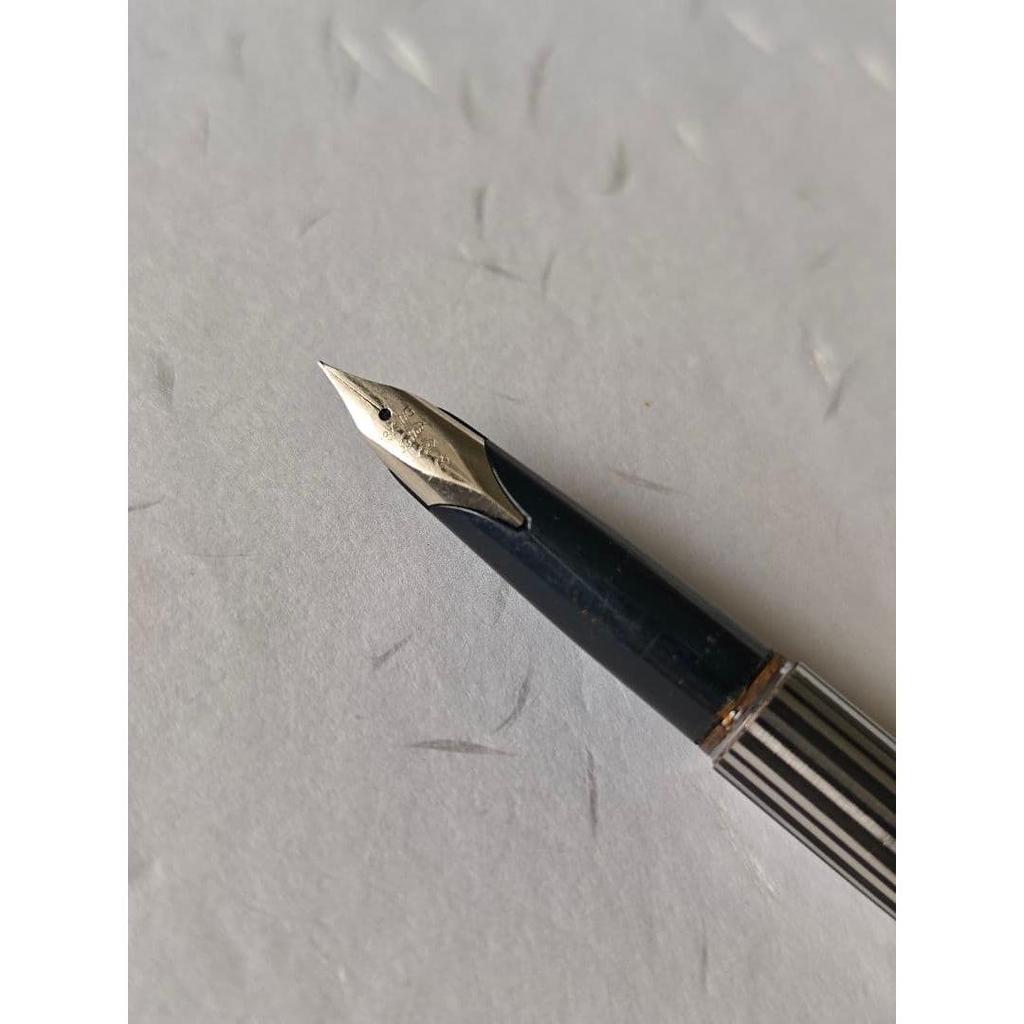 Used SAILOR Engraved Fountain Pen 18K WG
