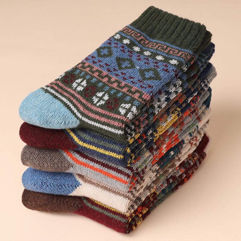 "Men's Retro Thick Thread Ethnic Style Mid-Tube Socks for Autumn & Winter (5-10 Pairs)"