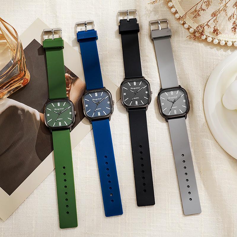 Unisex Square Alloy Watch With Quartz Movement And Decorative Functionality
