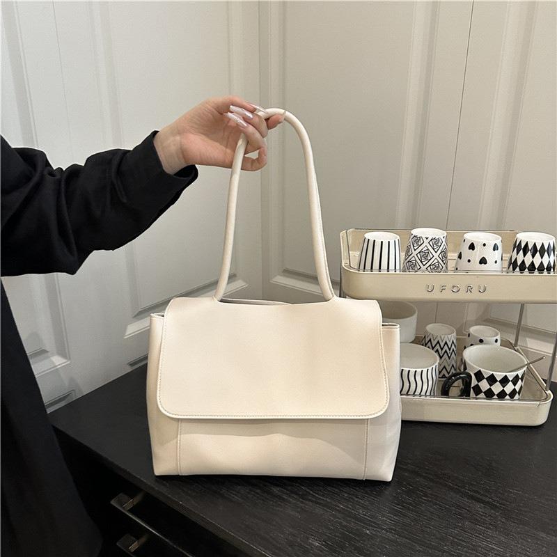 Large Capacity Bag Summer New Retro Briefcase Women's Niche Design Shoulder Crossbody Big Bag Tide