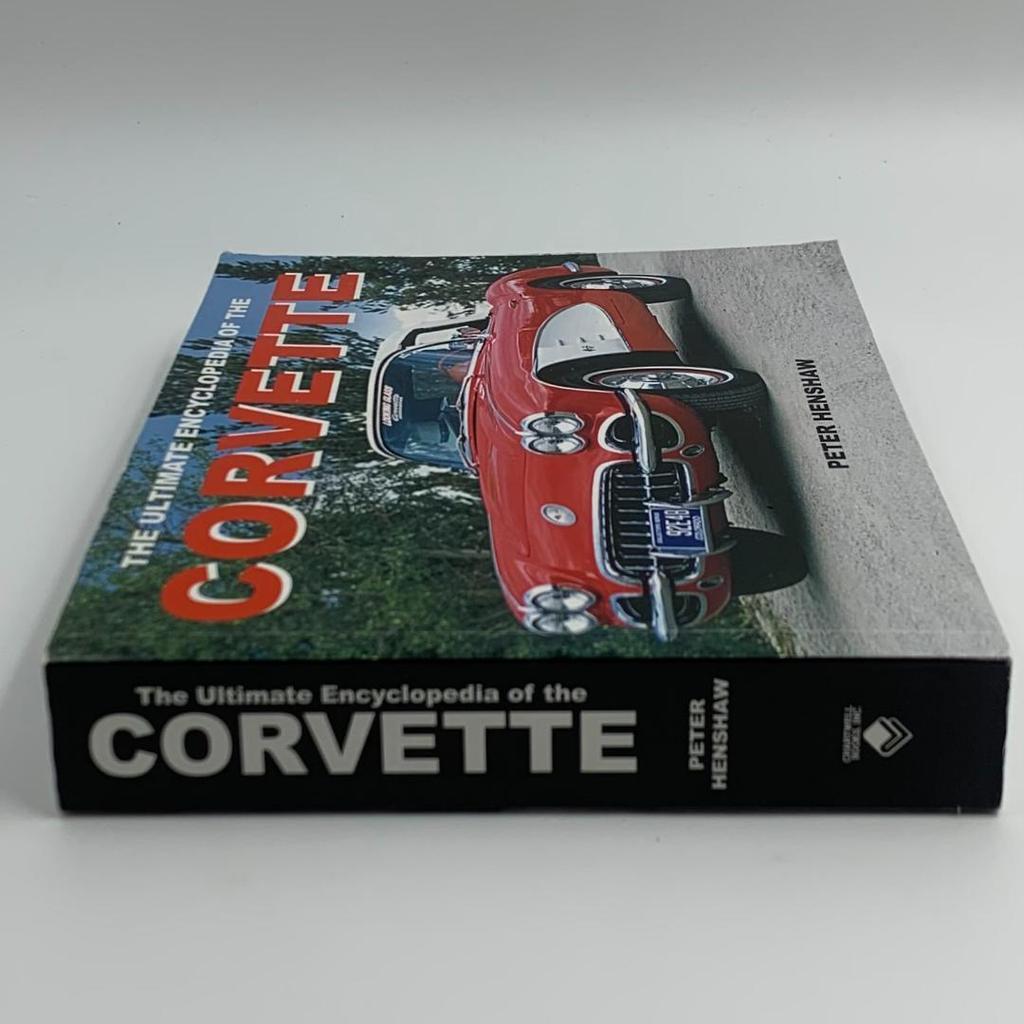 [Б/У] Chevrolet Corvette Книга на английском языке CORVETTE