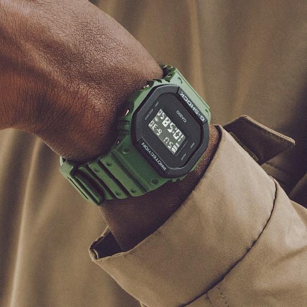 Casio Мужские часы G-SHOCK DW-5610UU-3JF [серия G-SHOCK Urban Utility] Square Watch Digital