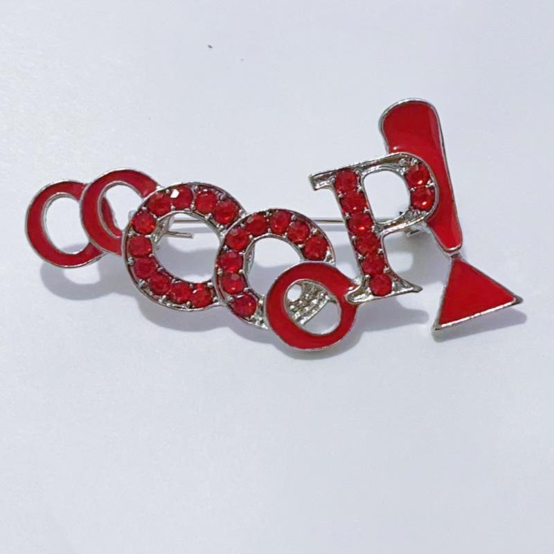 Korean Elegant Pearl Flower Brooch - Versatile, Luxurious Design for Women