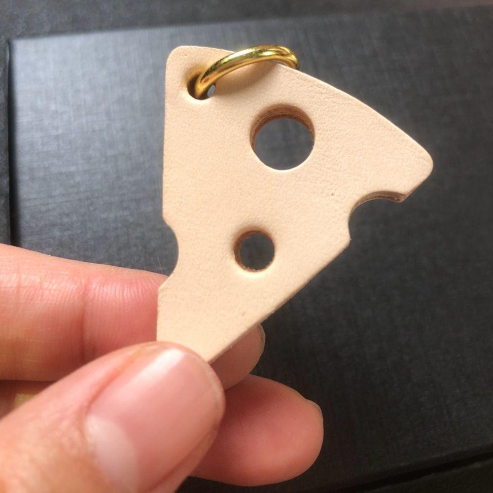 Кожаные изделия в виде сыра, имитация сыра, подвеска из коровьей кожи, имитация сыра, брелок для ключей, пара