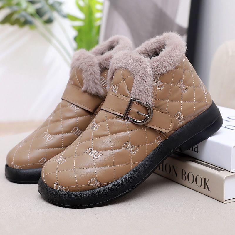 Winter Snow Boots Fleece Thickened Warm Fluffy Shoes Small Fragrant Wind Women's Short Boots Leather Waterproof Mother Shoes