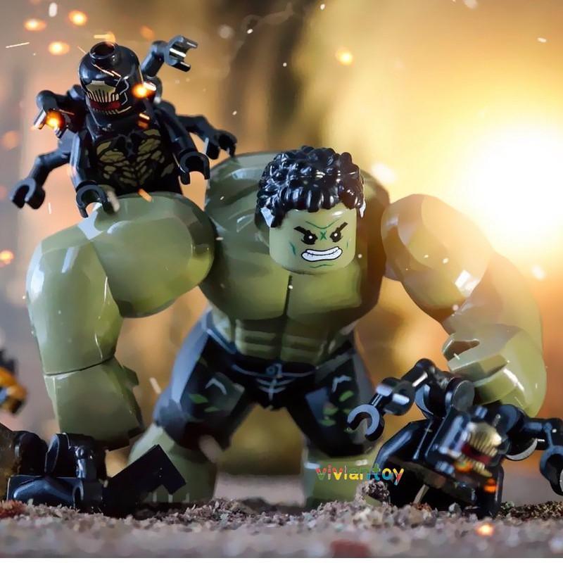 Lego Hulk Outrider Iron Man Thor Spiderman Thanos Avengers Minifigures Building Blocks Toys