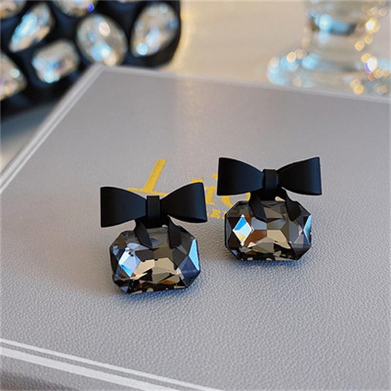 Black Bowknot Cube Crystal Earring Square Bow Earrings for Women New Jewelry Fashion Pretty Gifts