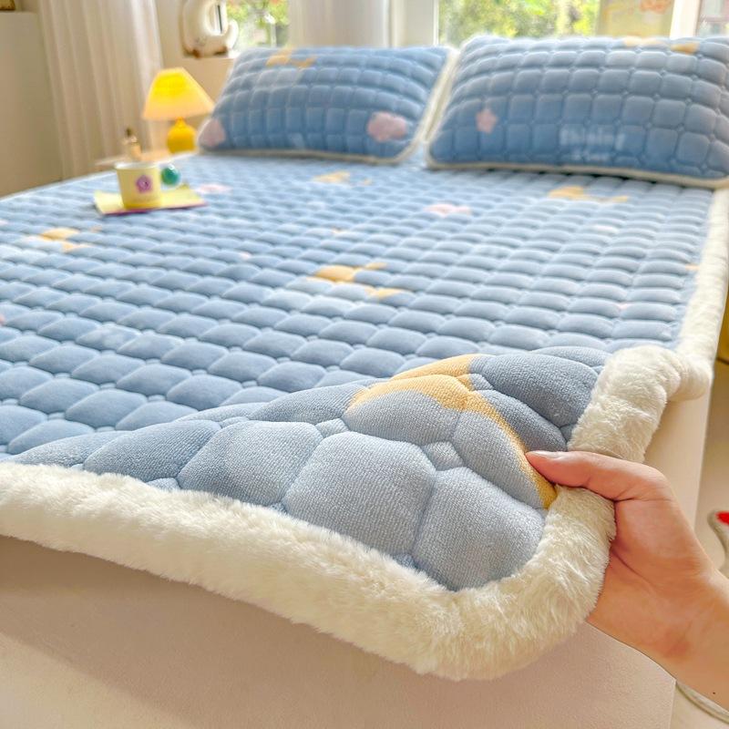 Матрас-подушка из молочного бархата для домашнего использования, зимний коралловый бархатный матрас для тепла и утолщения