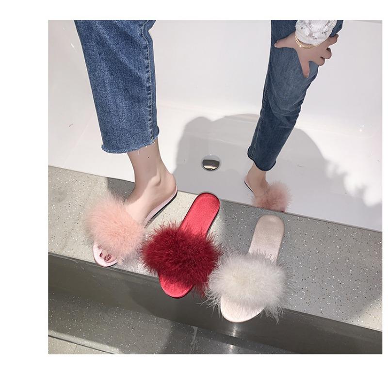 Летние мохнатые тапочки на плоской подошве для женщин, сандалии на низком каблуке для ношения на открытом воздухе, тапочки с перьями