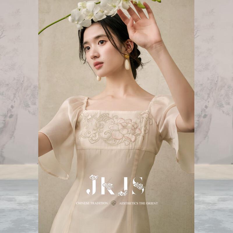 Элегантное вышитое платье макси А-силуэта JK&JS