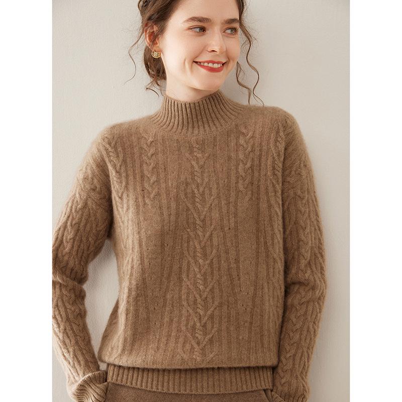 Retro Cable Knit Three-Ply Thickened Loose Pullover Sweater for Autumn and Winter
