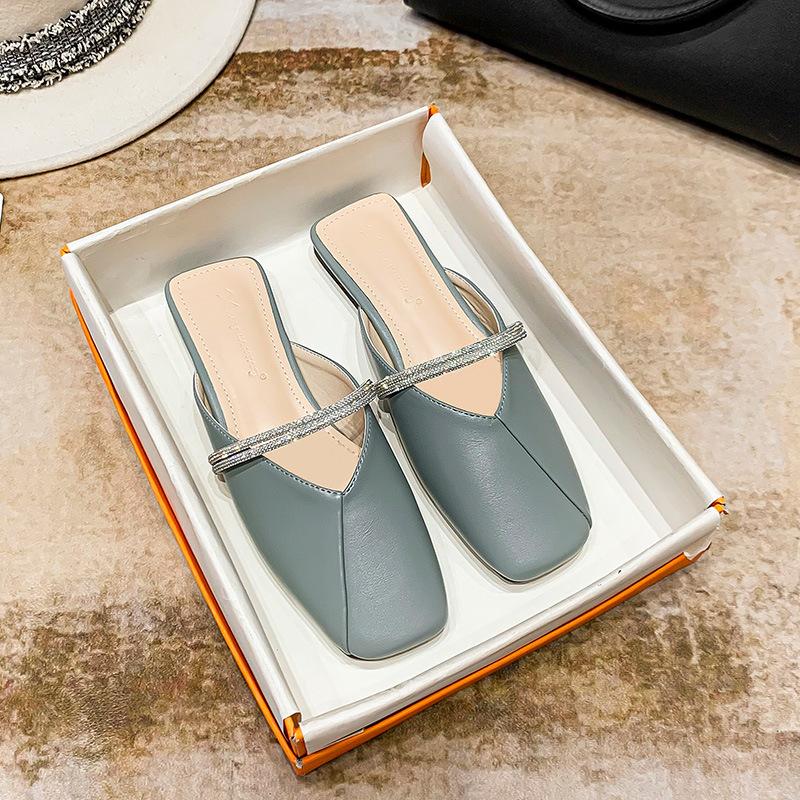 Модные кожаные туфли в стиле пэчворк, женские мюли Haze Blue, блестящие тапочки с ремешком, домашние женские шлепанцы, закрытые сандалии на плоской подошве с квадратным носком