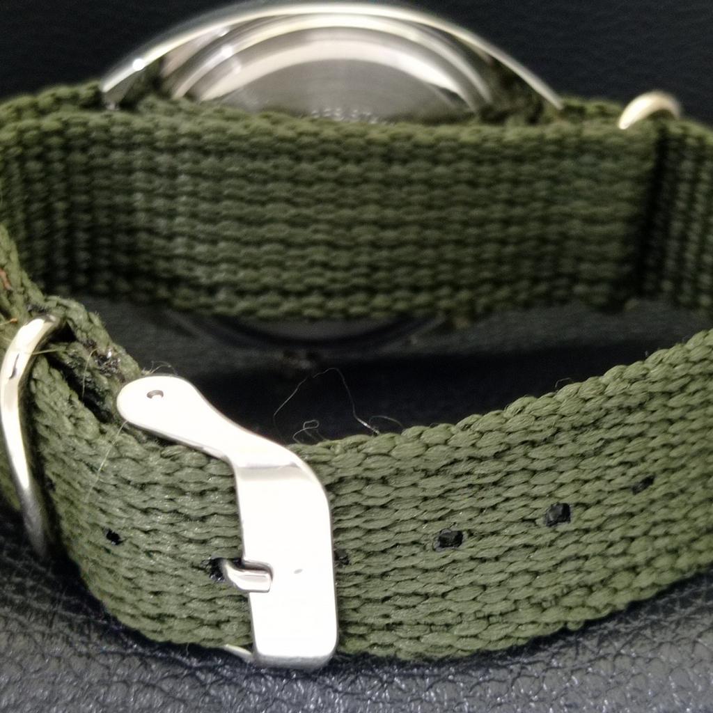 INDIAN VINTAGE HMT KOHINOOR HAND-WINDING MENS GREEN COLOR DIAL WATCH A440967-4 HT-a440967