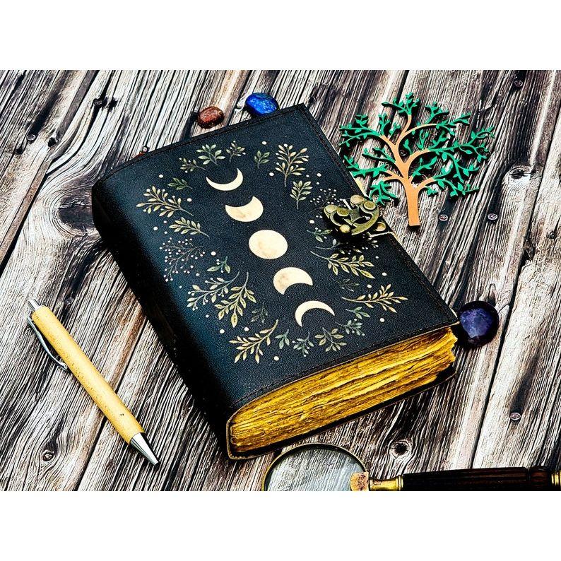 Sun Moon Leather Journal For Men Women 200 Page of Antique Hademade Decle Edge Pepar Leather Traveling Sketchbook For Men Women