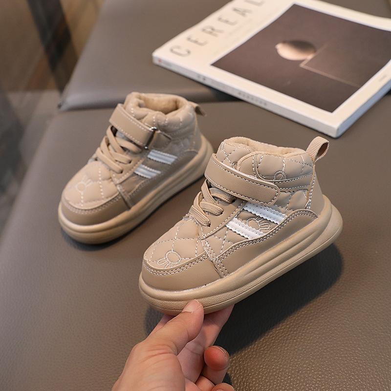 Зимняя новая детская спортивная обувь Обувь для девочек Обувь для хлеба, Детская обувь для мальчиков Детская обувь Среднего размера Velvet Board Shoes