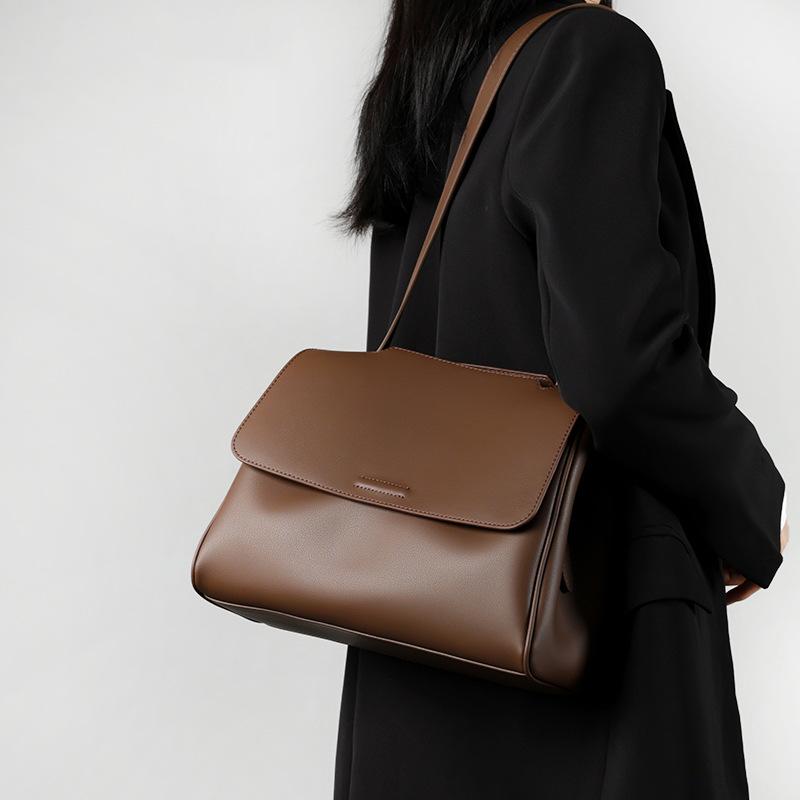 Genuine Leather Bag Women's Premium Sense Niche Tote Bag Large Capacity Crossbody Bag Women's Portable Commuter Bag