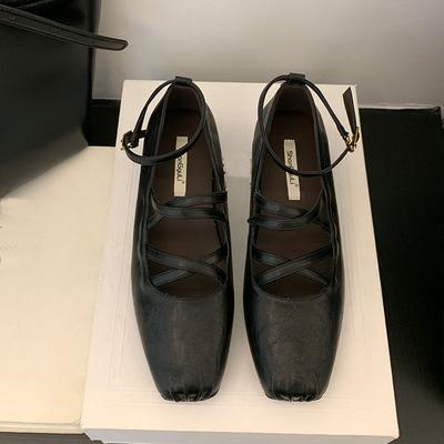 Модная женская обувь Мэри Джейн с неглубоким вырезом и увеличивающей рост подошвой 2025 Новая мода Квадратный носок Женские туфли-балетки