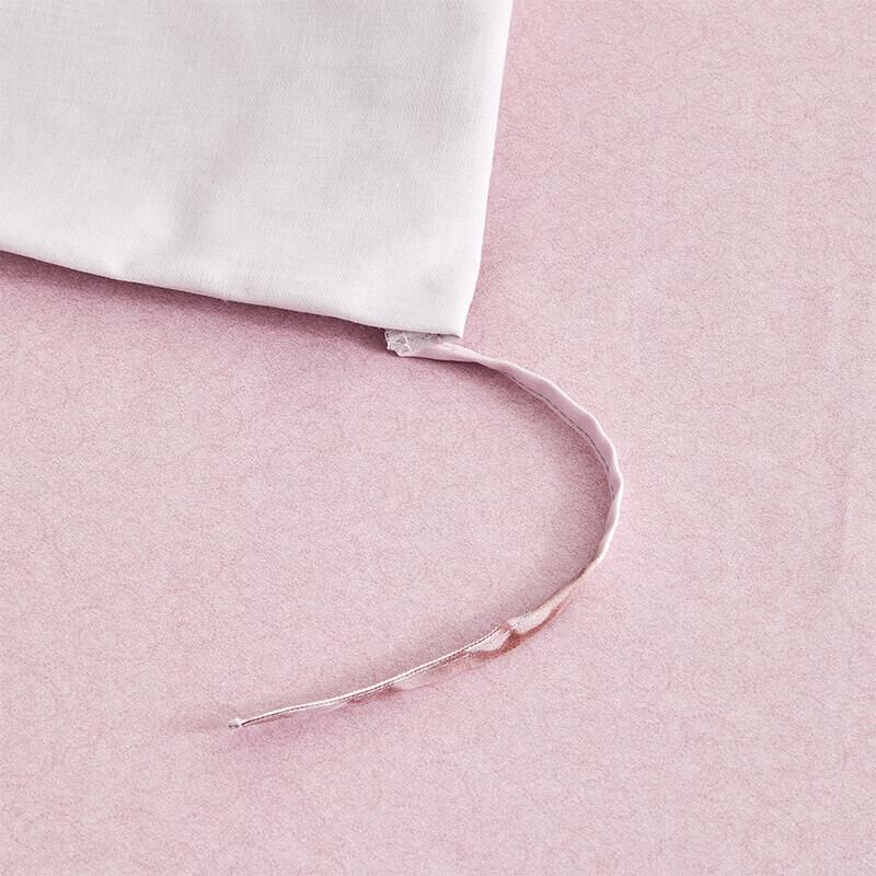 Хлопковый комплект постельного белья Luolai Rose Language из четырех предметов