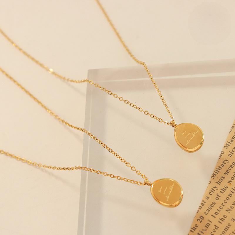 Ожерелье с подвеской в виде неправильной овальной буквы из 18-каратного золота в титановой стали – роскошные женские украшения