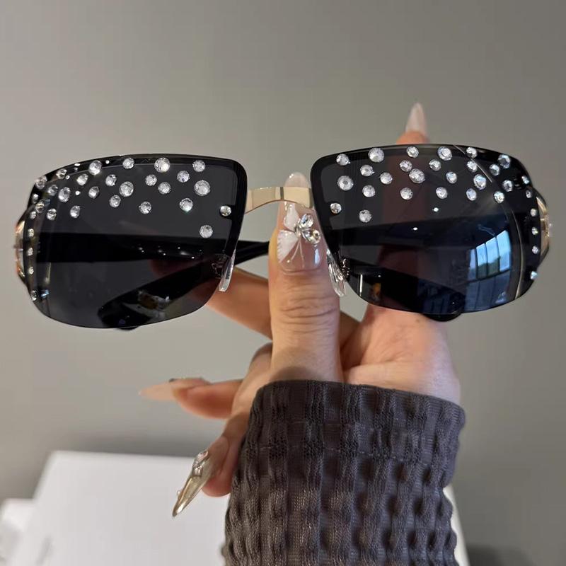 American Sweet Cool Frameless Diamond Studded Sunglasses for Women Rhinestone Shining Sun Glasses Blue Light Blocking Glasses